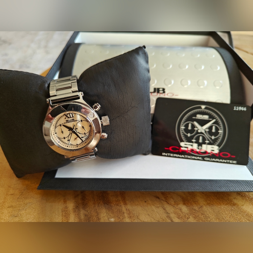 A charming watch Sub Chrono